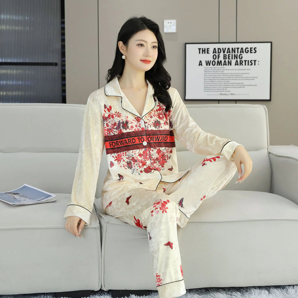 Elegant Women Pajamas 2-Piece Set long sleeved pants Print Velvet Pajamas Homewear Ladies Pajamas Women Sleepwear