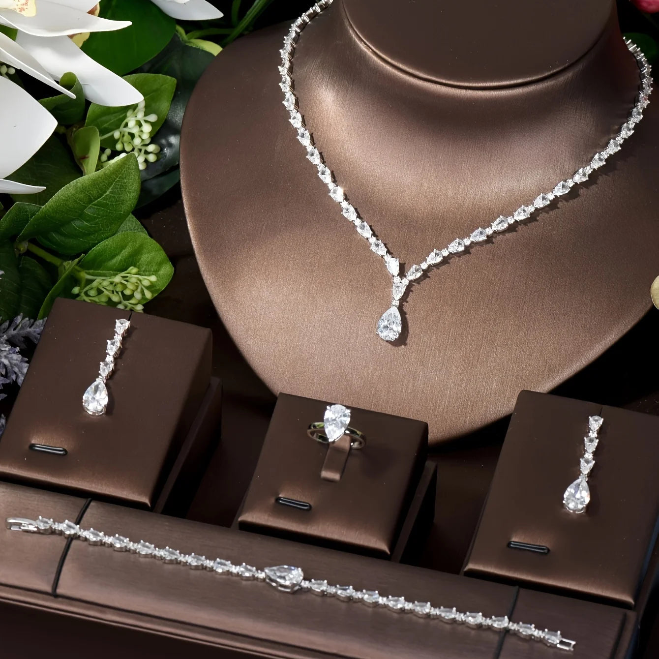Simple CZ Ladies Jewelry Sets Water Drop Cubic Zirconia Crystal Tassel Earrings and Necklace Set for Women Gifts S-341