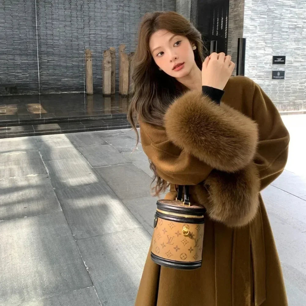 Elegant Warm Woolen Coats Real Fur Jacket with Belt Loose Fashion Outerwears 2024 Women Big Fur Collar Overcoats Female