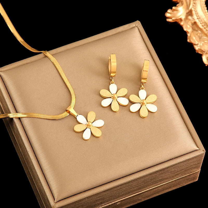 EILIECK 316L Stainless Steel Gold Color Heart Star Flower Necklace Earrings Set For Women Trendy Waterproof Jewelry Holiday Gift