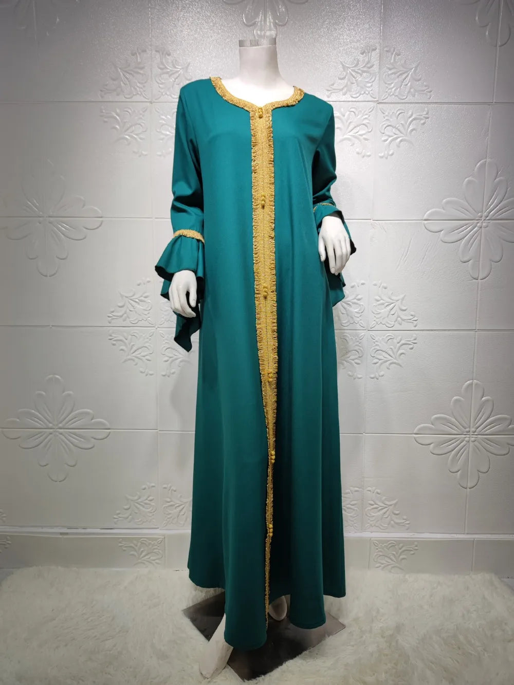 Autumn Modest Muslim Dress for Women Ruffles Sleeve Embroidered Abaya Duabi Arabic Vestidos Moroccon Kaftan Islamic Gown Robe