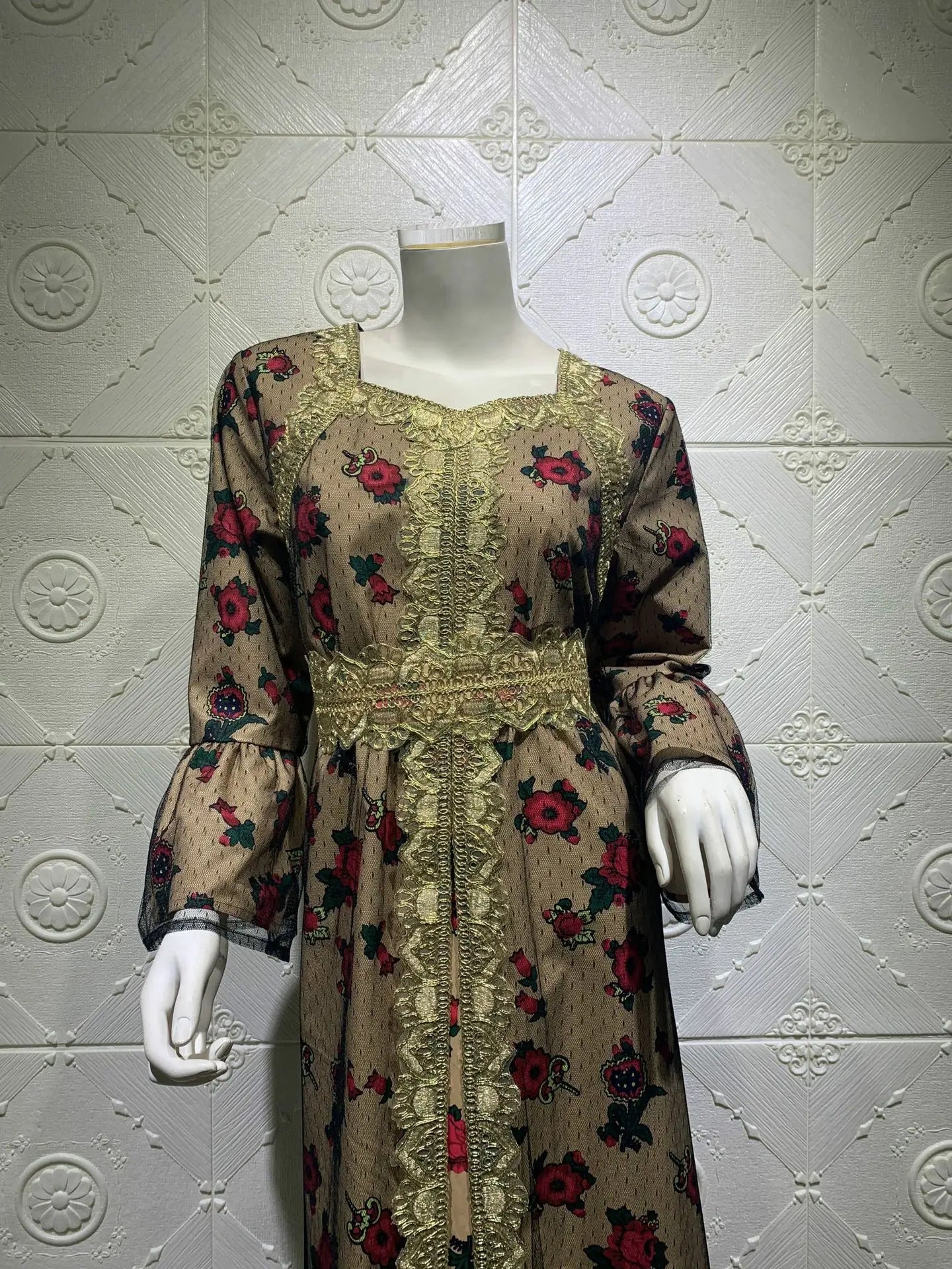 Luxury Middle East Abayas for Women Dubai Dress Lace Applique Mesh Printing Long Sleeves Elegant Evening Party Muslim Clothes