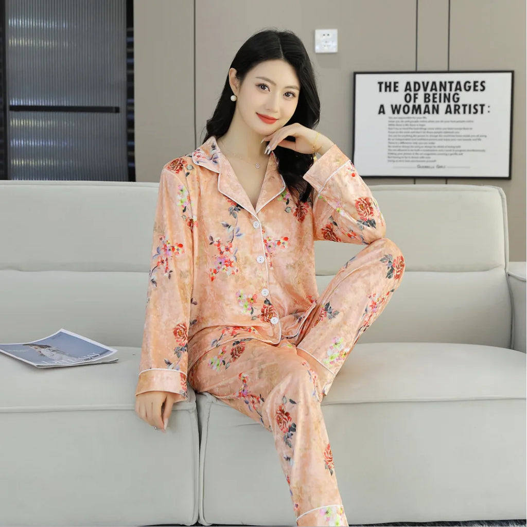 Elegant Women Pajamas 2-Piece Set long sleeved pants Print Velvet Pajamas Homewear Ladies Pajamas Women Sleepwear