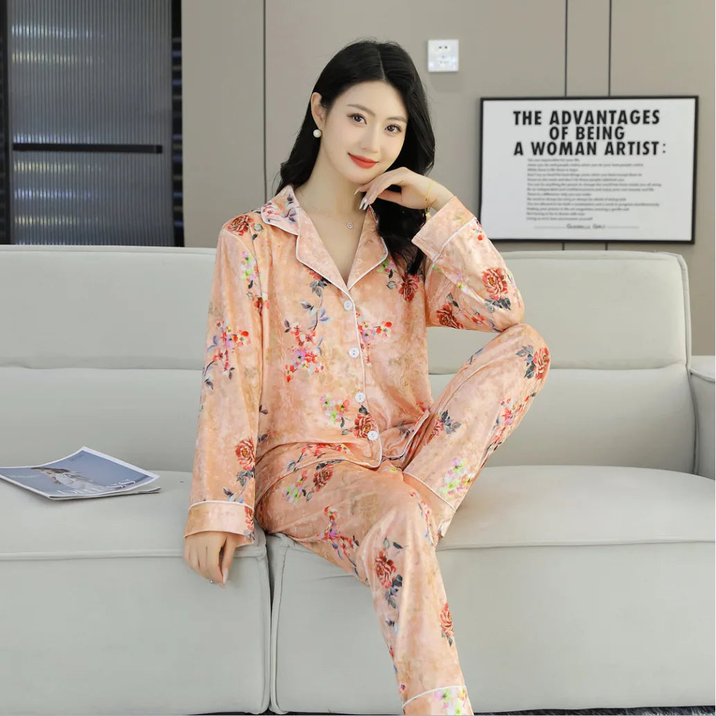 Elegant Women Pajamas 2-Piece Set long sleeved pants Print Velvet Pajamas Homewear Ladies Pajamas Women Sleepwear