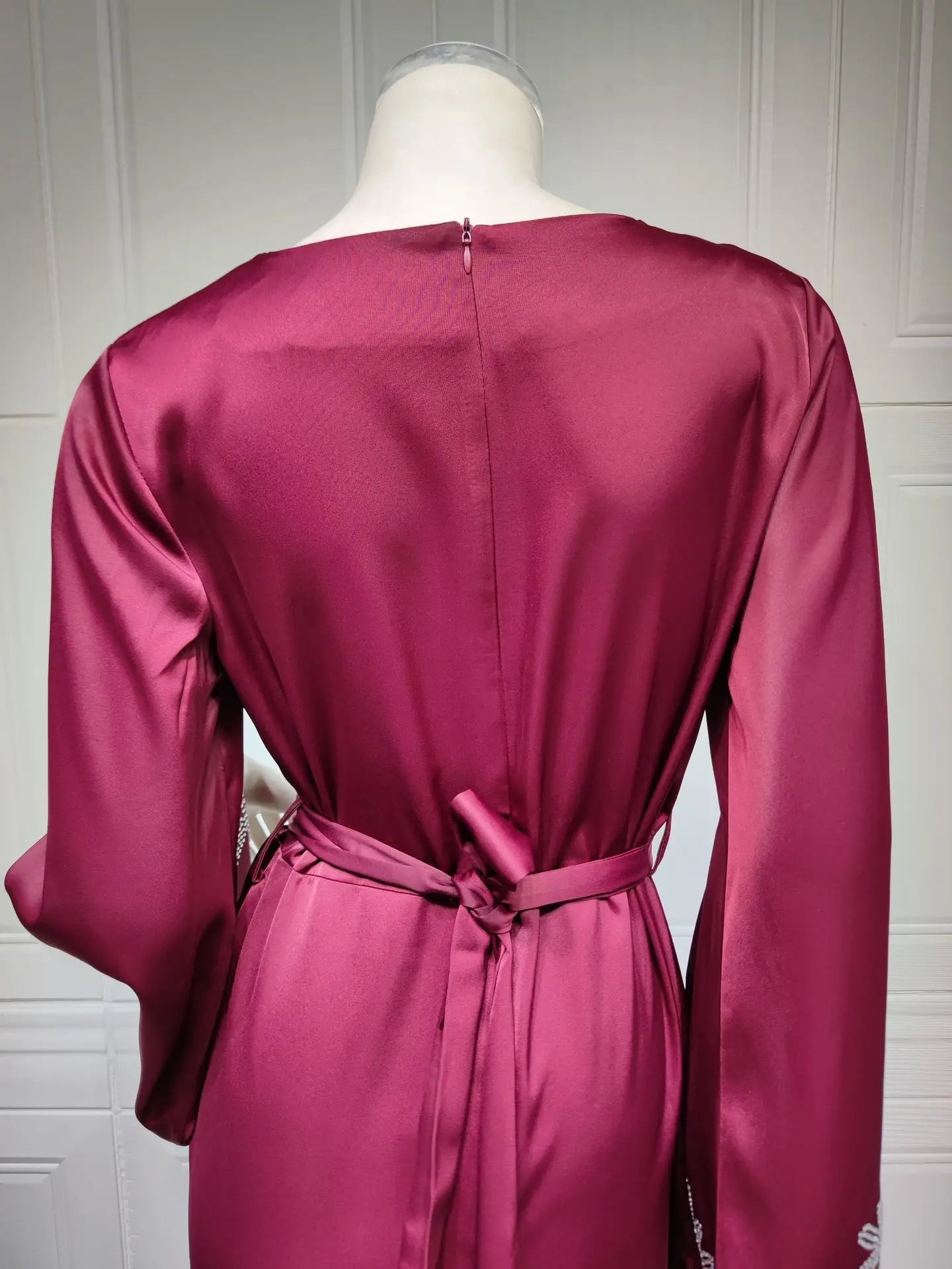 Elegant Satin Evening Gown Muslim Dress Women Abaya Long Sleeve Turkish Dresses Stylish Diamond Women Maxi Dress Dubai Kaftan
