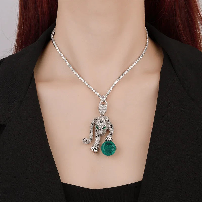 New European-American Style Premium Everyday Unisex Jewelry Leopard Animal Pendant Necklace Wedding Party Holiday Gift M-998