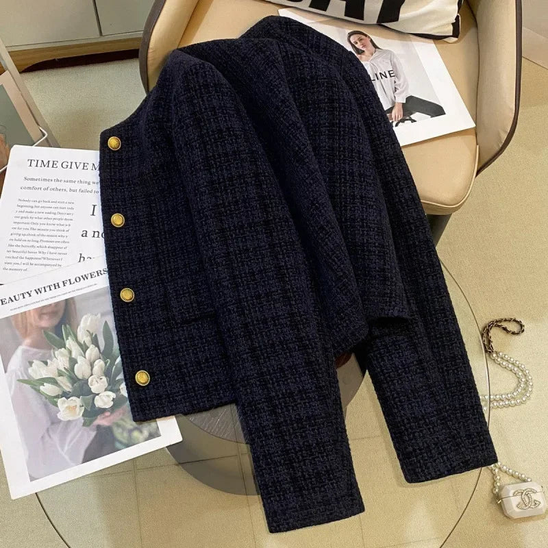 Short Quilted Shoulder Padded Coat for Women Autumn New Style French Lady Elegant Design Retro Top Pure Color round Neck Coat