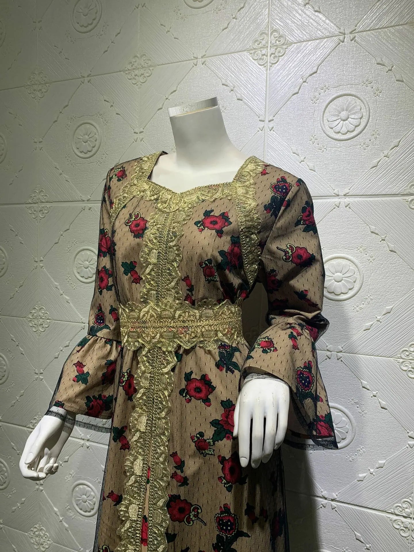 Luxury Middle East Abayas for Women Dubai Dress Lace Applique Mesh Printing Long Sleeves Elegant Evening Party Muslim Clothes
