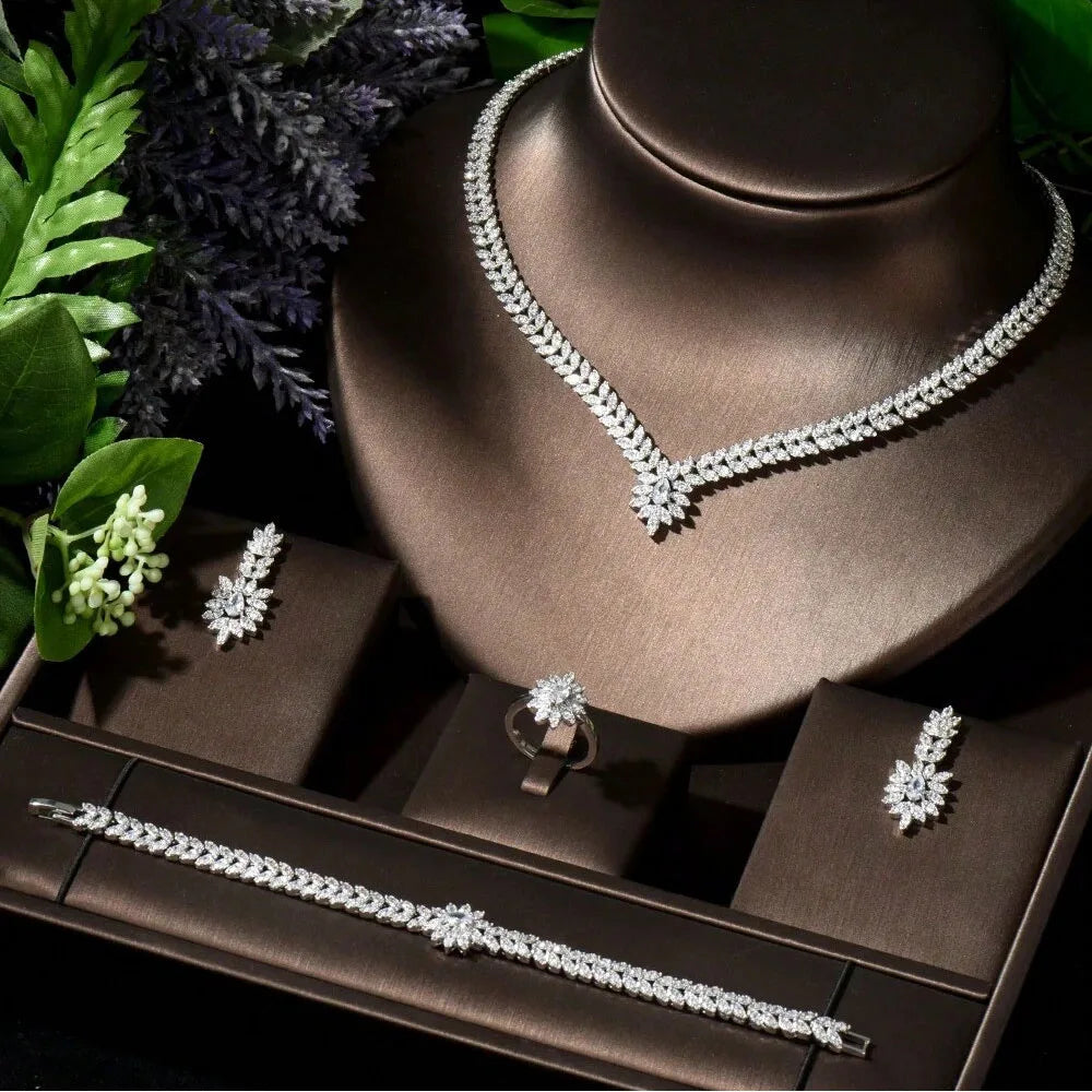 Classico lusso Glamour Senso Gioielli Collana Orecchini Set Vestito Festa Sera Festival Nuziale Matrimonio Donna Accessori Q-32